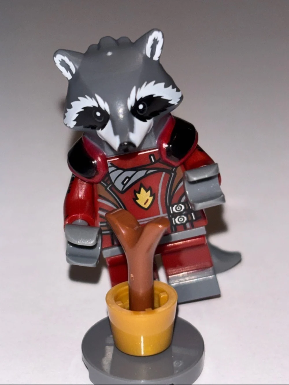 LEGO Rocket Raccoon Minifigure with Accessories Guardians of the Galaxy Raccoon - Picture 12 of 13